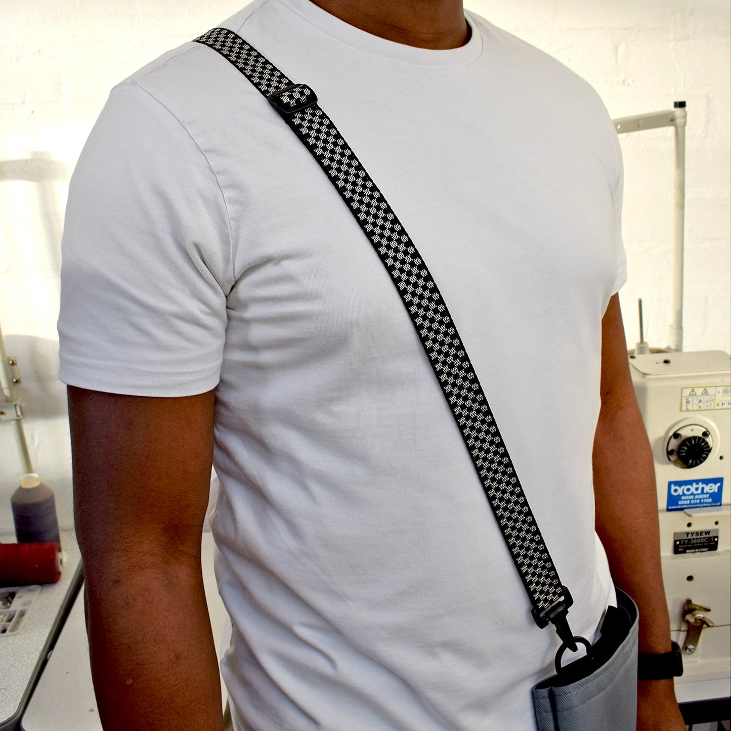 Universal Adjustable Shoulder Strap 25mm BLACK & WHITE CHECKERED