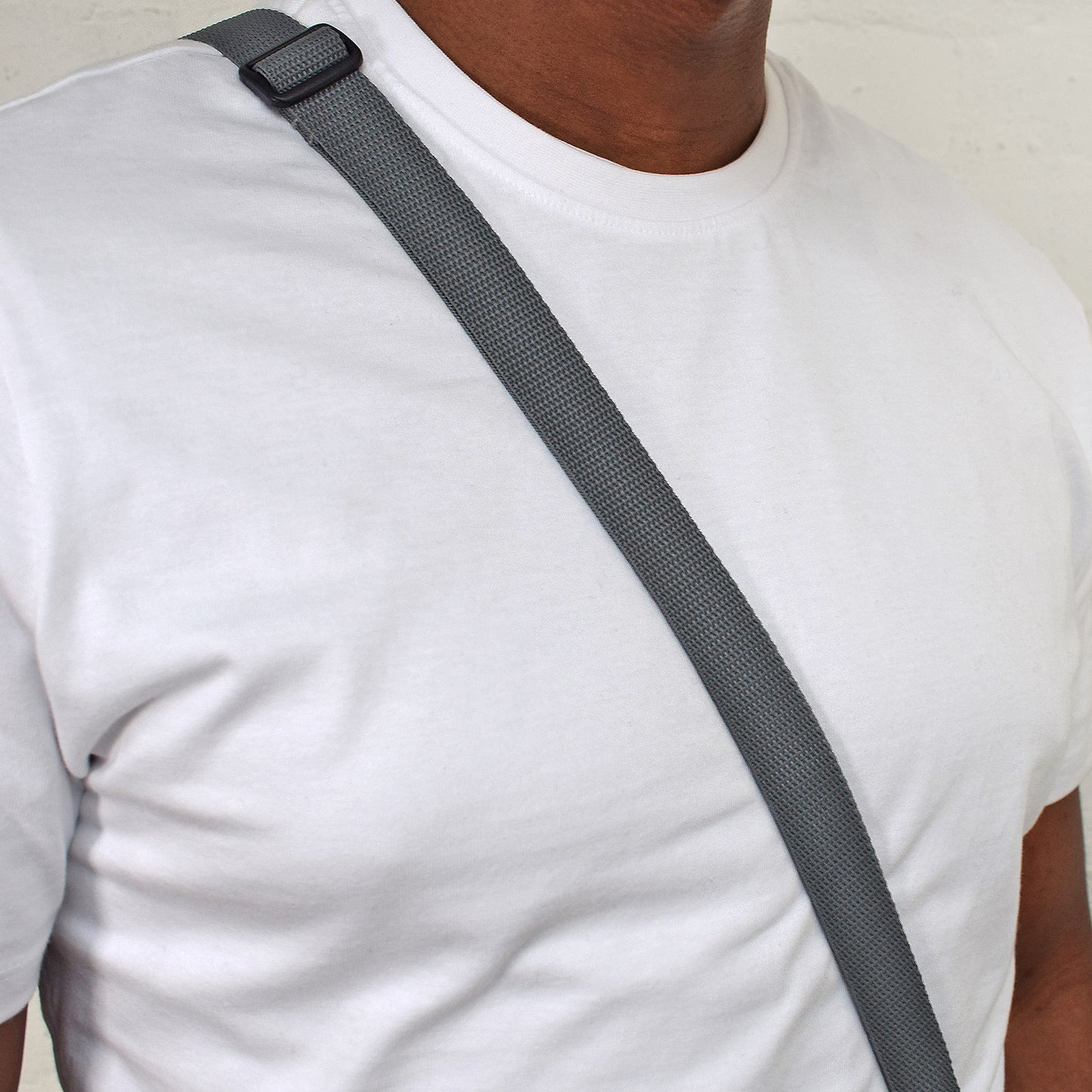 Universal Adjustable Shoulder Strap 25mm GREY