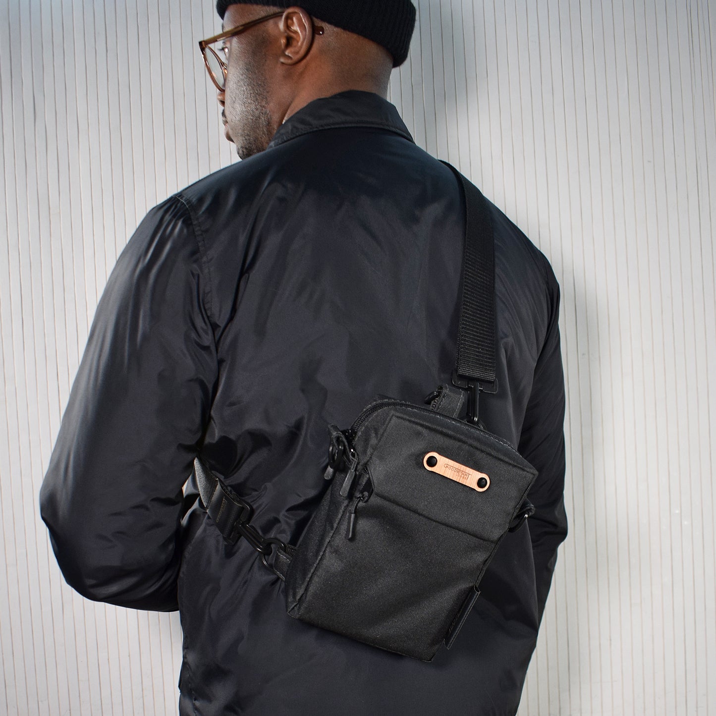 Crossbody Utility Pouch BLACK