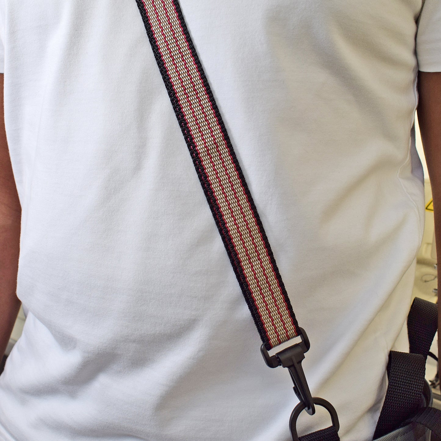 Adjustable Shoulder Strap 25mm | RED & SAND PINSTRIPE