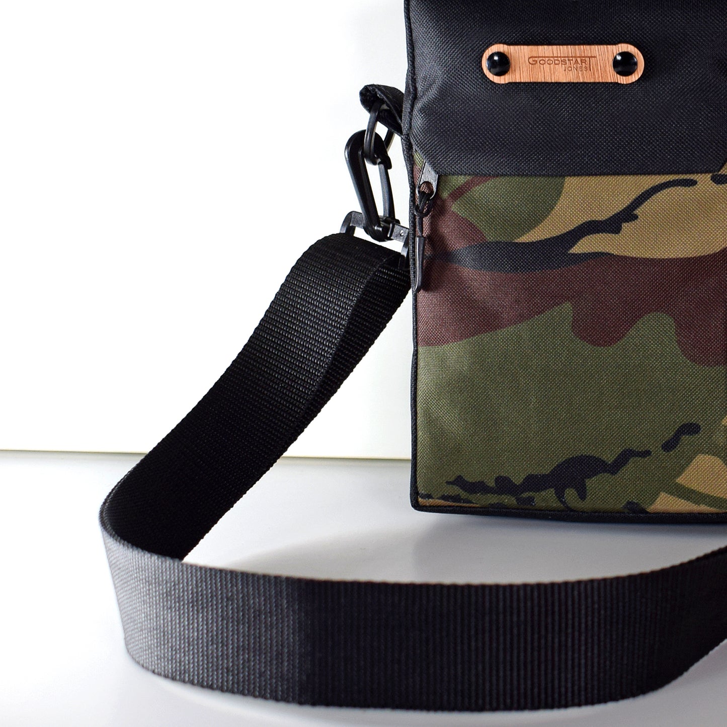 Crossbody Utility Pouch CAMO