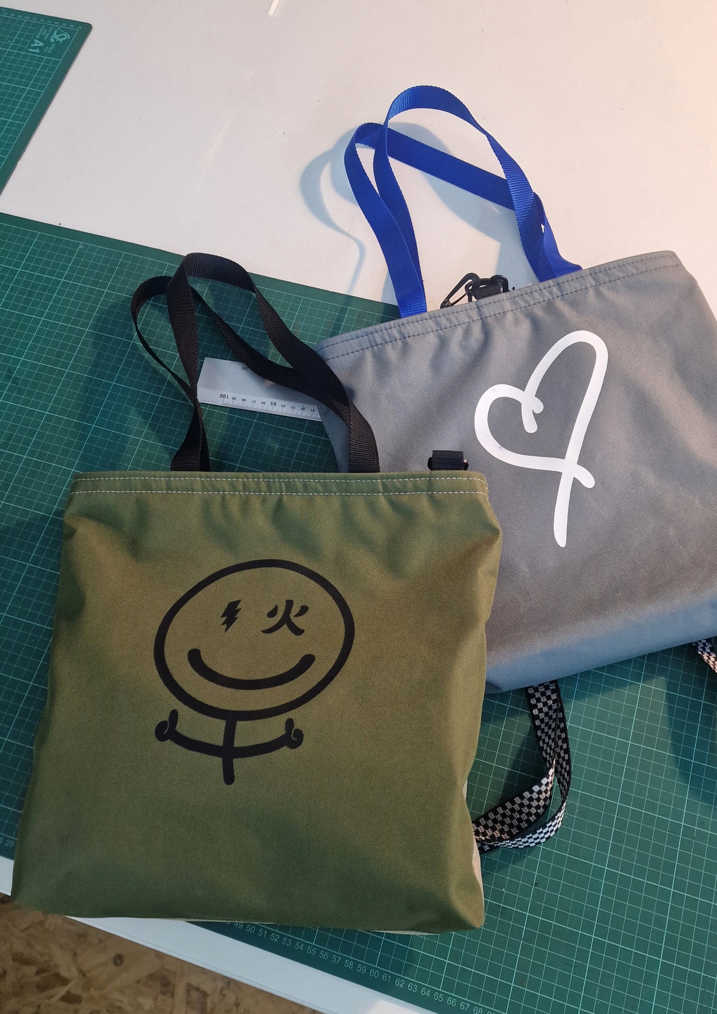 Custom Tote Bag Workshop – Print & Personalisation