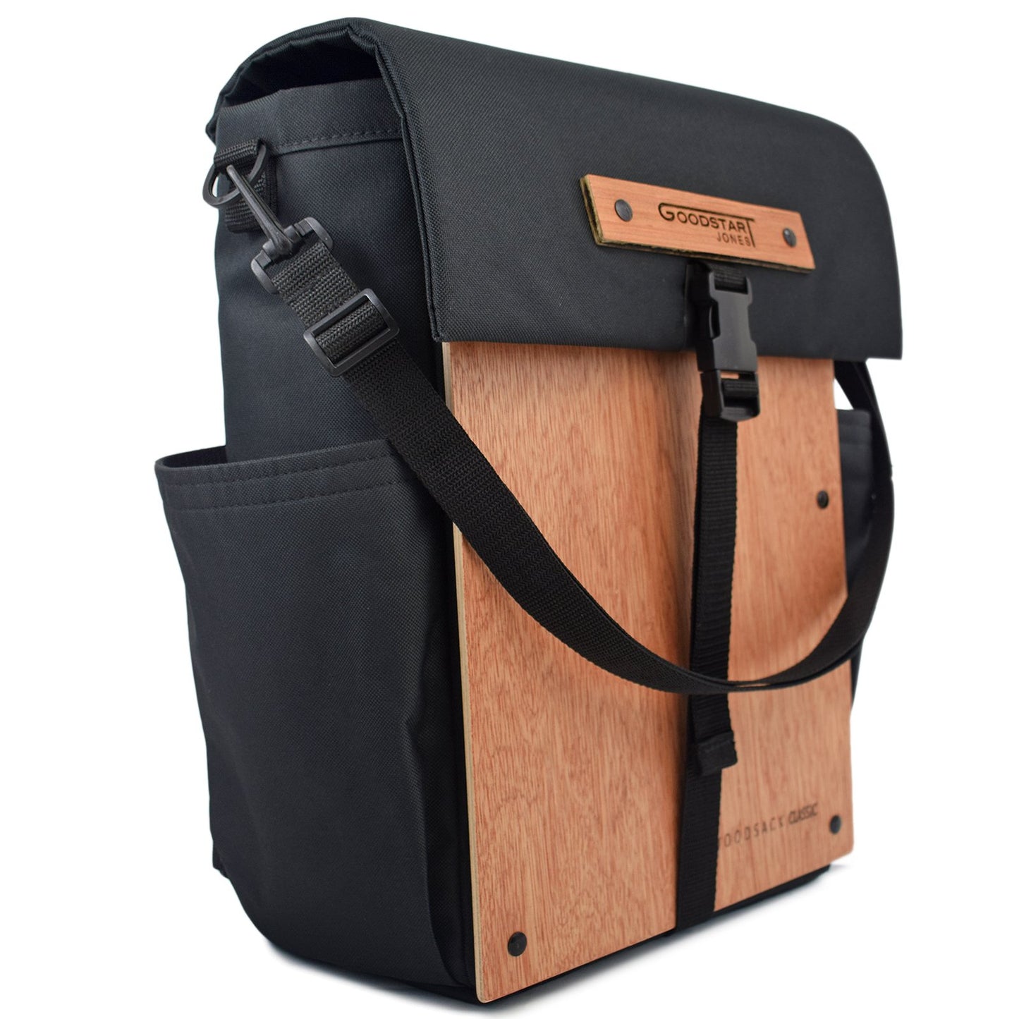 black woodsack backpack 